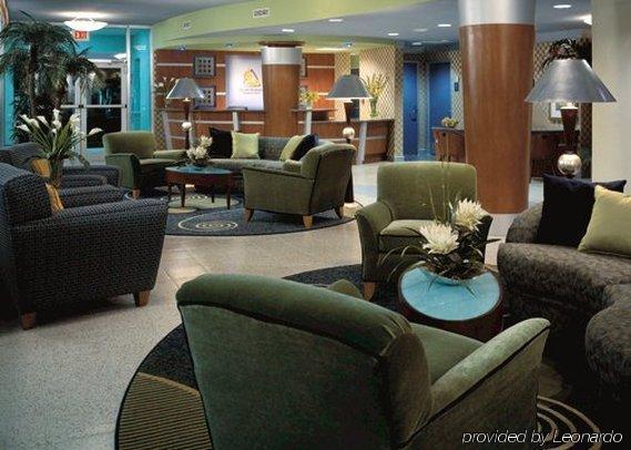Solara Surfside Hotel Interior photo